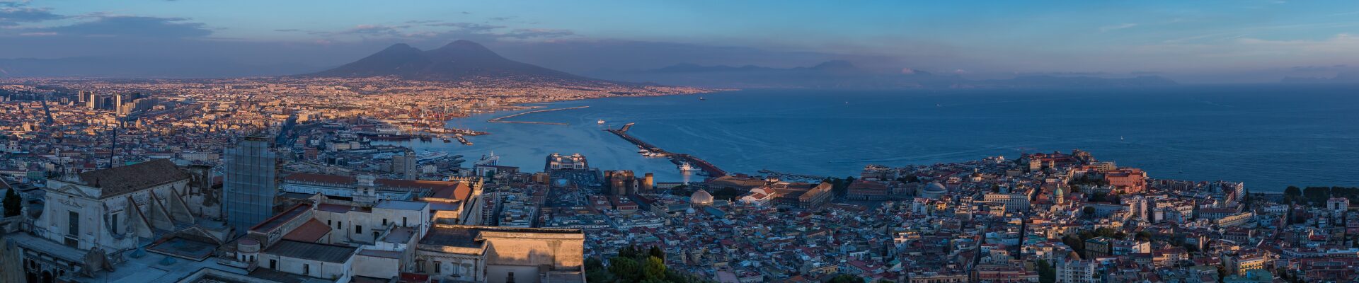 napoli in giornata con volo aereo speciale mercatini di natale 12